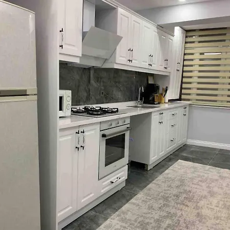 Konyaalti Boelgesinde Lueks Daire Antalya